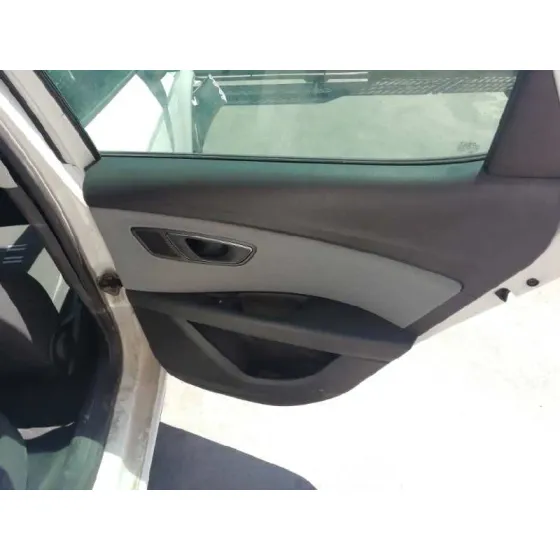 Guarnecido Puerta Trasera Derecha para Seat Leon (5F1)