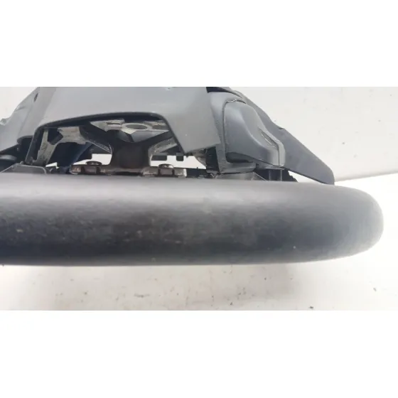 Volante para Suzuki Swift (Az)