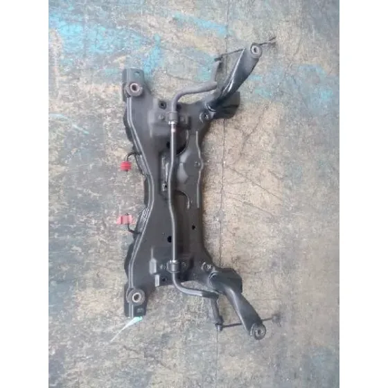 Puente Delantero para Mazda 5 Berl. (Cr)