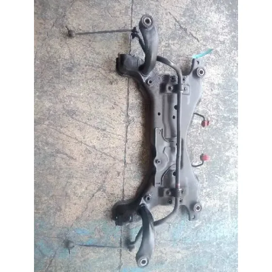 Puente Delantero para Mazda 5 Berl. (Cr)