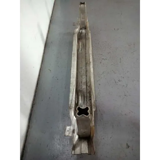 Refuerzo Paragolpes Delantero para Audi A6 Berlina (4F2)
