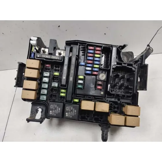 Caja Reles / Fusibles para Hyundai I30 (Pd)