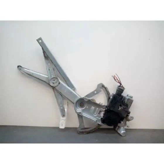 Elevalunas Delantero Derecho para Opel Combo (Corsa C)