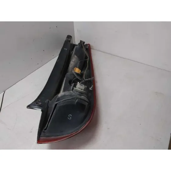 Piloto Trasero Izquierdo para Ford Fiesta (Cbk)