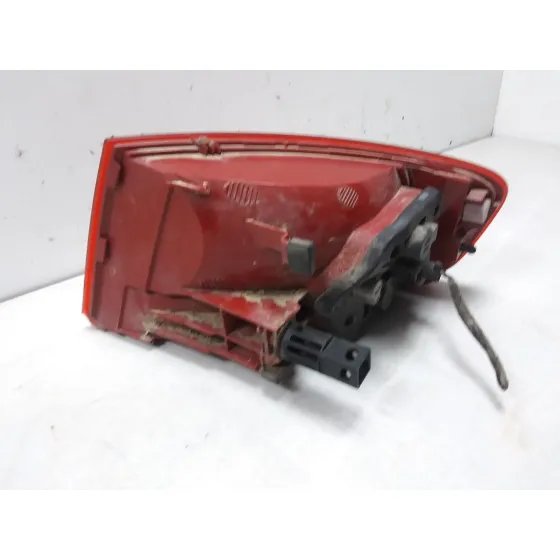Piloto Trasero Izquierdo para Audi A4 Ber. (B8)