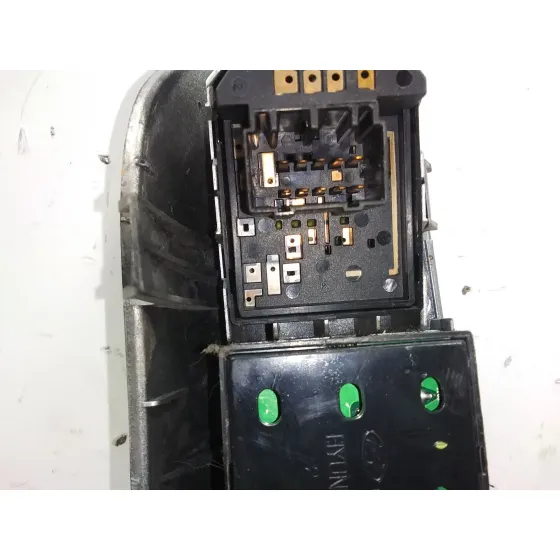 Mando Elevalunas Delantero Izquierdo para Kia Sportage
