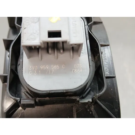 Mando Elevalunas Delantero Izquierdo para Skoda Superb (3V3)
