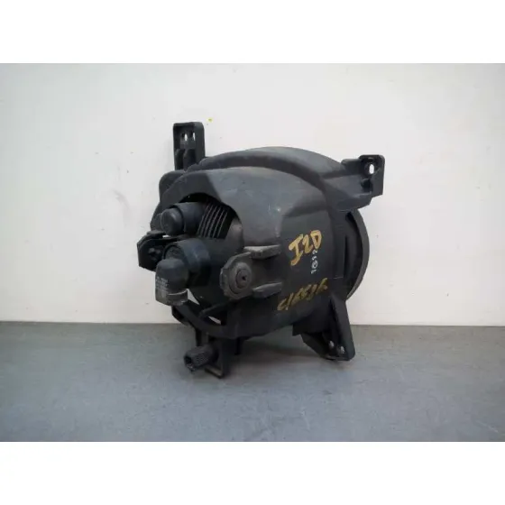 Faro Antiniebla Izquierdo para Hyundai Santa Fe (Bm)