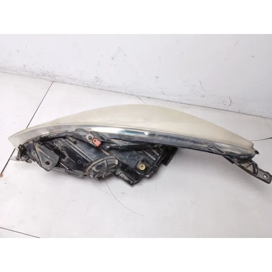 Faro Derecho para Opel Meriva B
