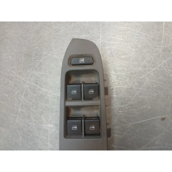 Mando Elevalunas Delantero Izquierdo para Seat Ibiza (6L1)