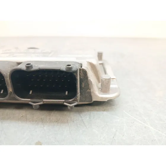 Centralita Motor Uce para Seat Ibiza (6L1)