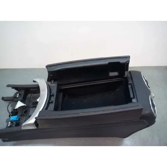 Apoyabrazos Central para Mercedes-Benz Clase C W205 C200 Bluetec