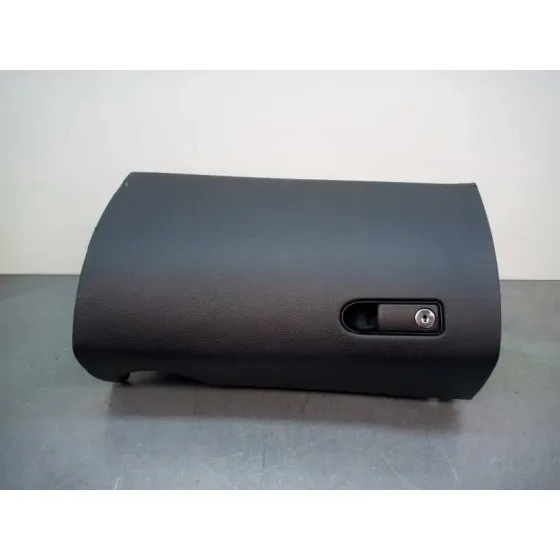 Guantera para Mercedes-Benz Clase C W205 C200 Bluetec