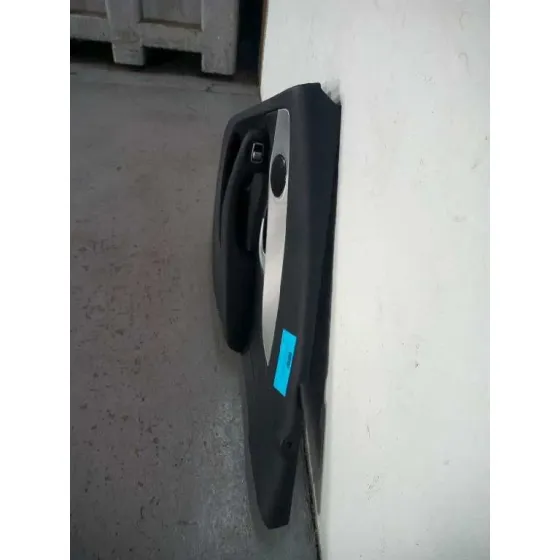 Guarnecido Puerta Trasera Derecha para Mercedes-Benz Clase C W205 C200 Bluetec