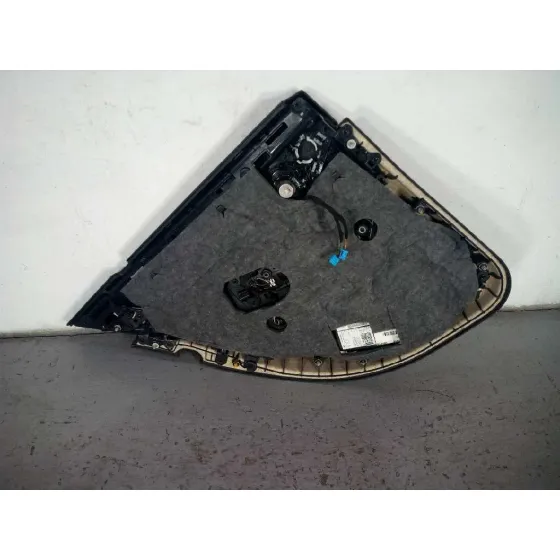 Guarnecido Puerta Trasera Derecha para Mercedes-Benz Clase C W205 C200 Bluetec