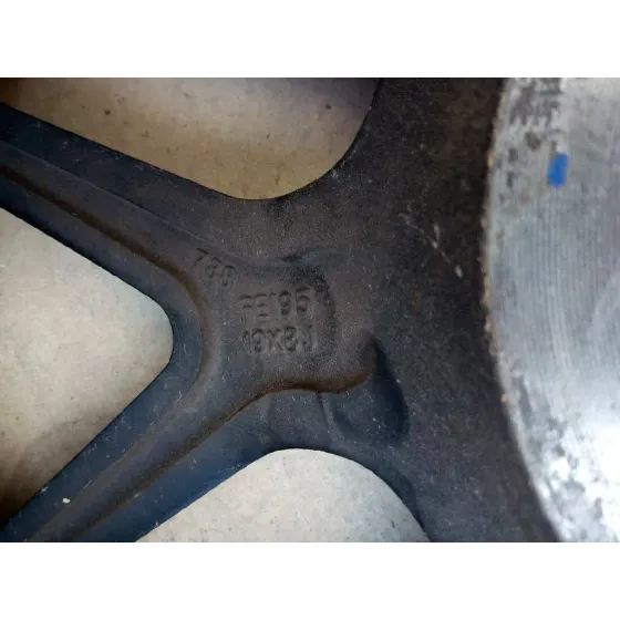 Llanta para Mercedes-Benz Clase C W205 C200 Bluetec