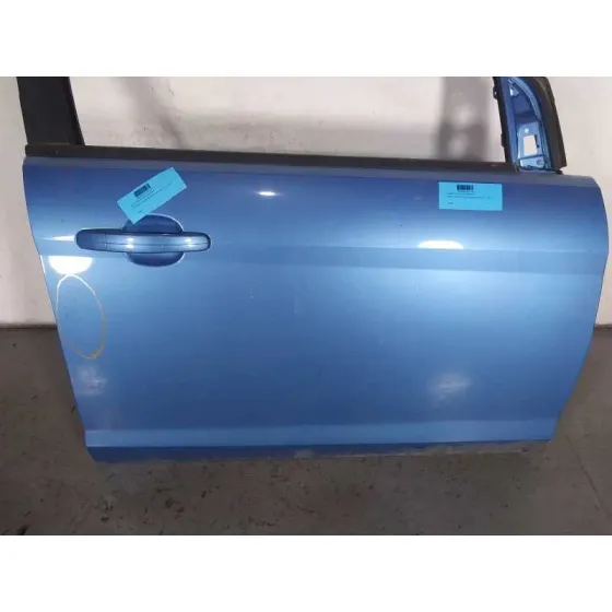 Puerta Delantera Derecha para Ford Focus Berlina (Cap)