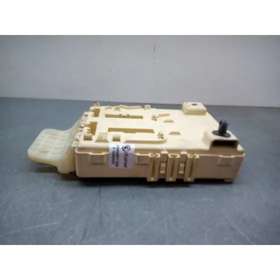 Caja Reles / Fusibles para Hyundai Ix35