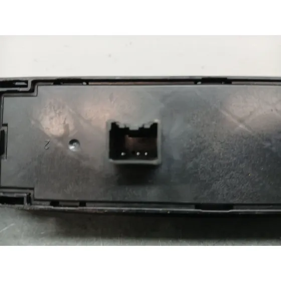 Mando Elevalunas Delantero Izquierdo para Ford Mondeo Ber. (Ca2)