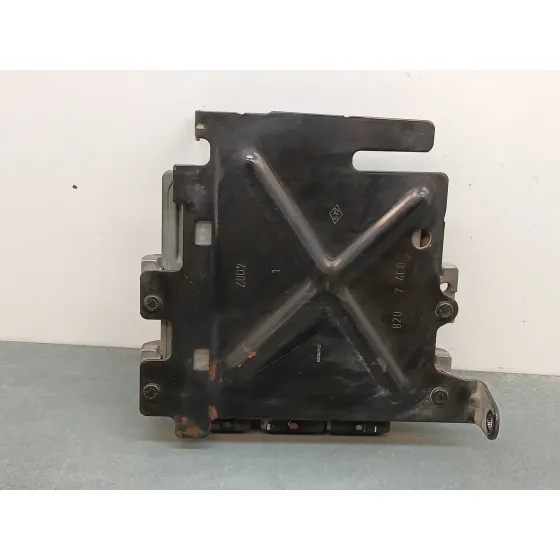 Centralita Motor Uce para Renault Megane Ii Berlina 5P