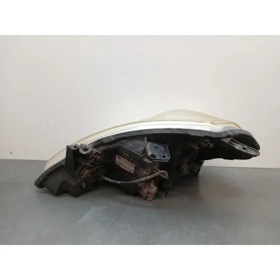 Faro Derecho para Nissan Tiida (C11X/Sc11X)