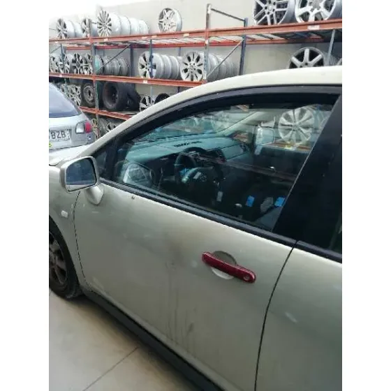 Puerta Delantera Izquierda para Nissan Tiida (C11X/Sc11X)