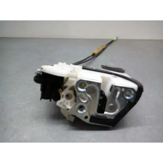 Cerradura Puerta Trasera Derecha para Suzuki Swift (Az)