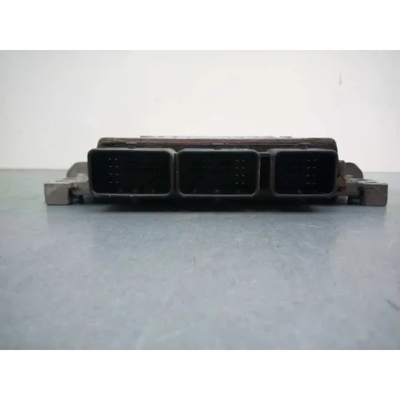 Centralita Motor Uce para Renault Megane Ii Berlina 5P
