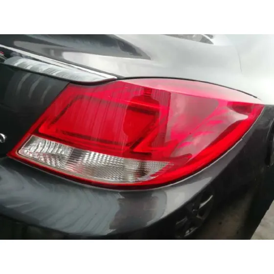 Piloto Trasero Derecho para Opel Insignia Berlina