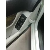 Mando Elevalunas Delantero Izquierdo para Mercedes-Benz Clase C (W204) Berlina