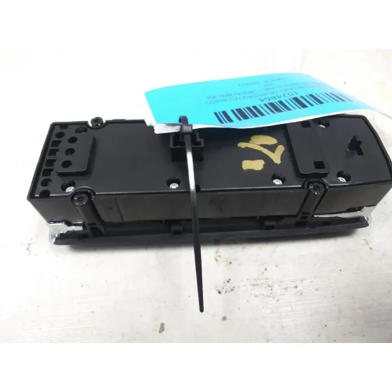 Mando Elevalunas Delantero Izquierdo para Mercedes-Benz Clase C (W204) Berlina