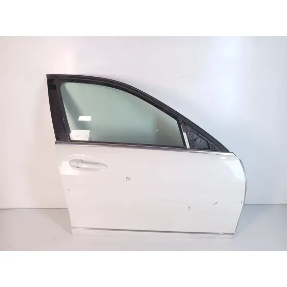 Puerta Delantera Derecha para Mercedes-Benz Clase C (W204) Berlina