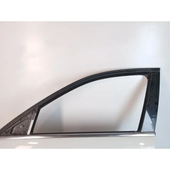 Puerta Delantera Izquierda para Mercedes-Benz Clase C (W204) Berlina