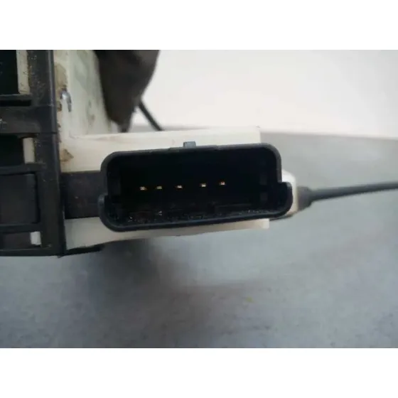 Cerradura Puerta Delantera Derecha para Peugeot 2008 (--.2013->)