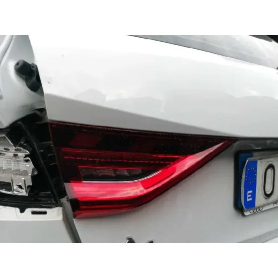 Piloto Trasero Izquierdo Interior para Audi A1 Sportback (Gba)