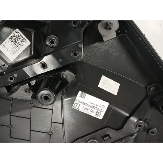 Guarnecido Puerta Trasera Derecha para Audi A1 Sportback (Gba)