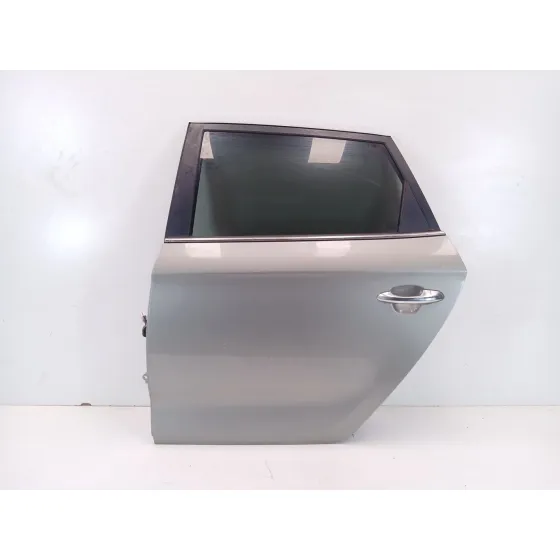 Puerta Trasera Izquierda para Kia Carens ( )