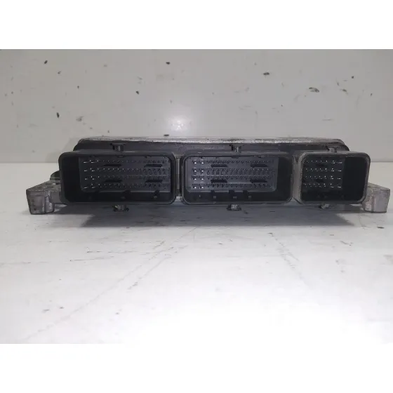 Centralita Motor Uce para Renault Master Kasten