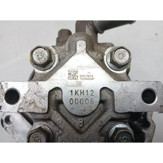 Bomba Direccion para Chevrolet Cruze (J300)