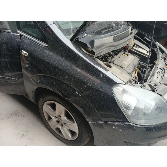 Aleta Delantera Derecha para Opel Zafira / Zafira Family B (A05)