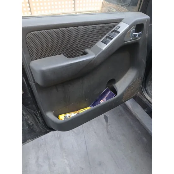 Guarnecido Puerta Delantera Izquierda para Nissan Navara Np300 (D40)