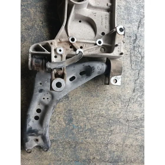 Puente Delantero para Volkswagen Golf Vi (5K1)