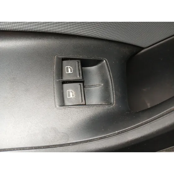 Mando Elevalunas Delantero Izquierdo para Seat Ibiza Sc (6J1)