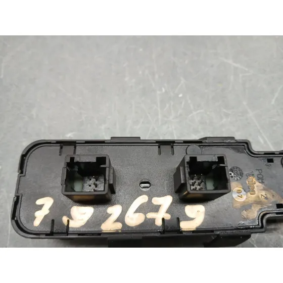 Mando Elevalunas Delantero Izquierdo para Citroën C4 Berlina
