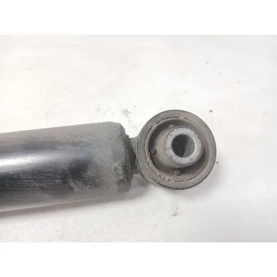 Amortiguador Trasero Izquierdo para Kia Ceed