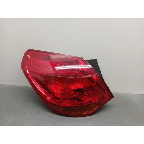 Piloto Trasero Izquierdo para Opel Astra J (P10)