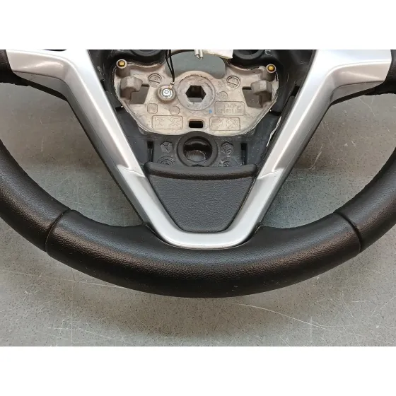 Volante para Ford Fiesta (Ccn)
