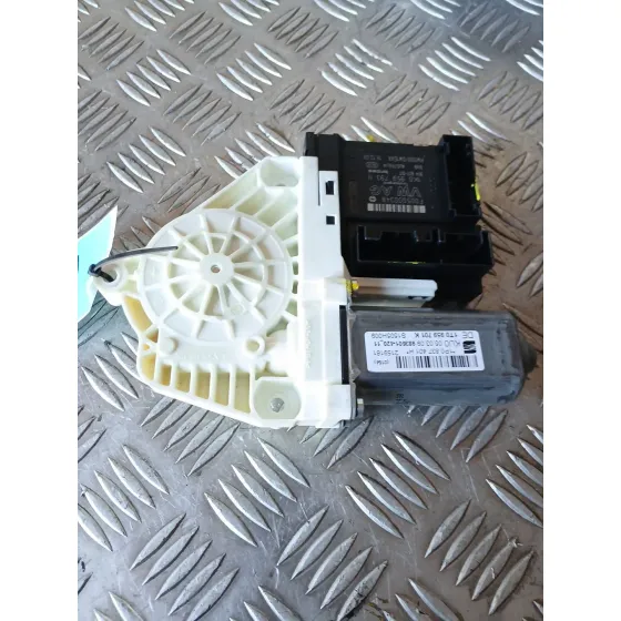 Motor Elevalunas Delantero Izquierdo para Seat Leon (1P1)
