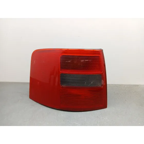 Piloto Trasero Izquierdo para Audi A6 C5 Avant (4B5, 4B6)