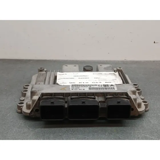 Centralita Motor Uce para Citroën C4 Coupe